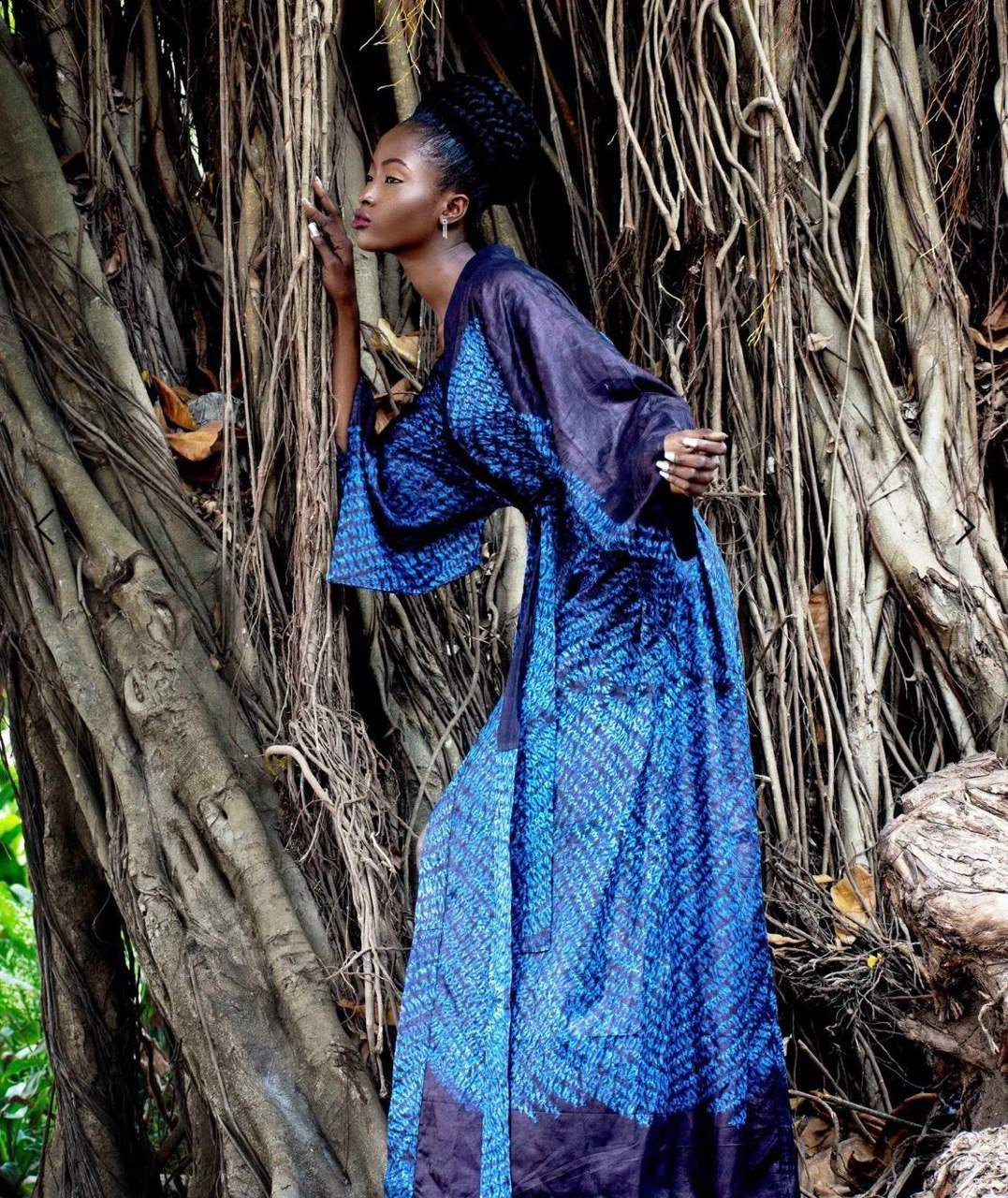 Guinean Indigo Wide-Sleeve Dress | SAAHEL
