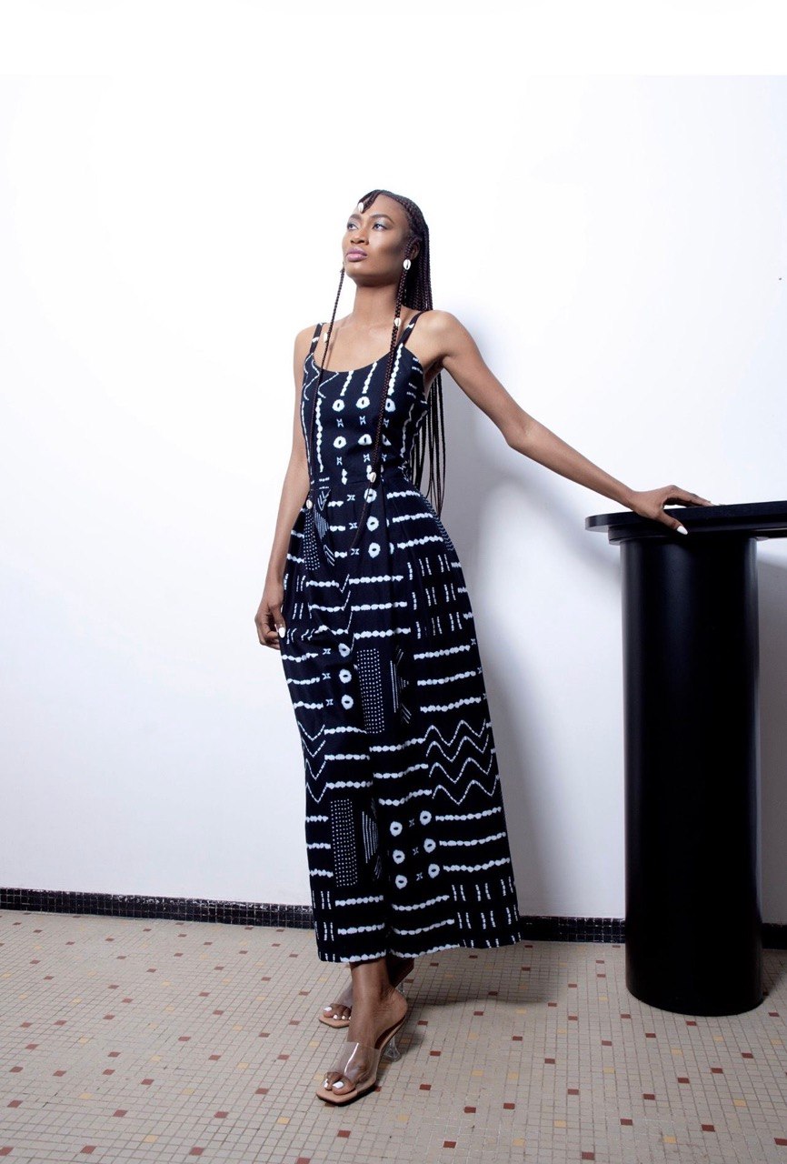 Sleek Indigo Dogon Geometric Thin-Strap Midi Dress