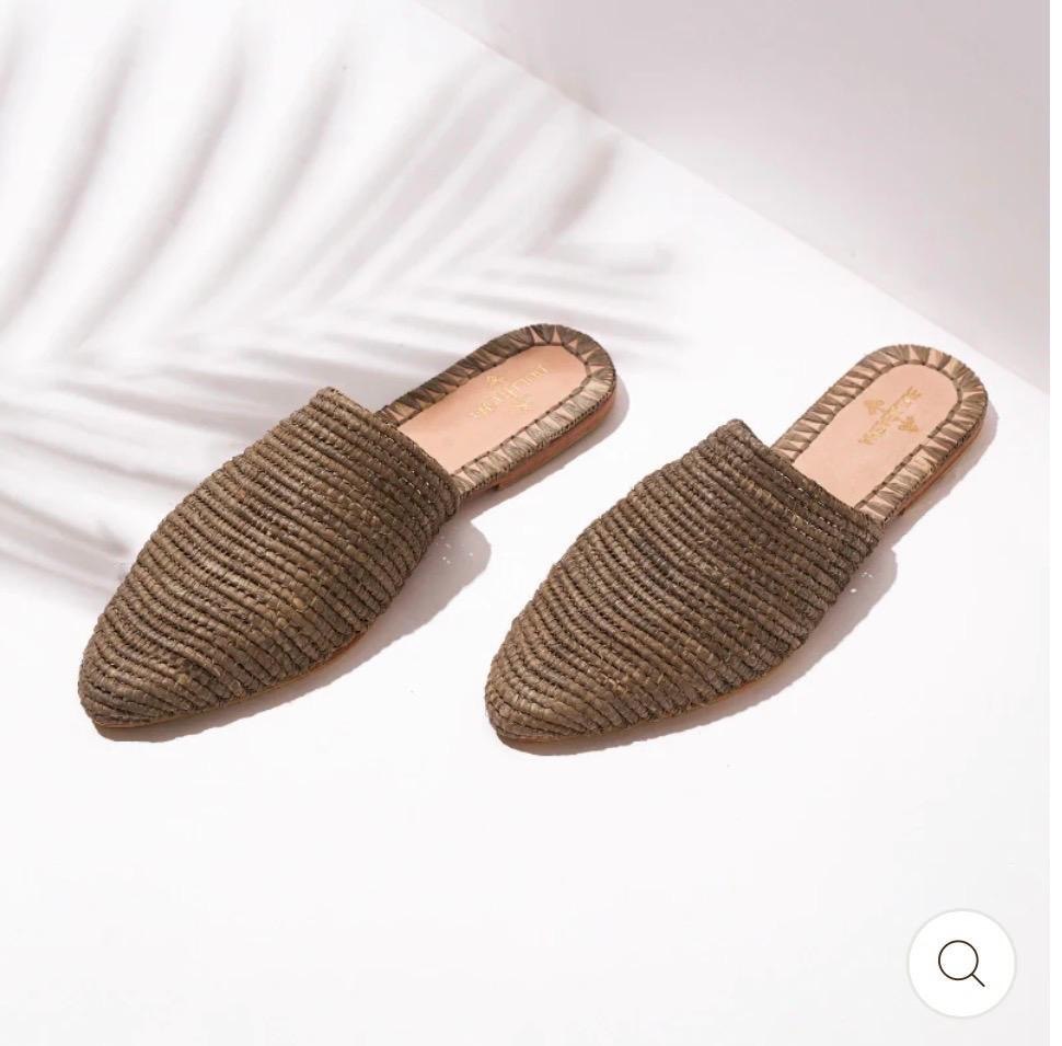 Clean-Line Raffia Mules in Indigo | SAAHEL
