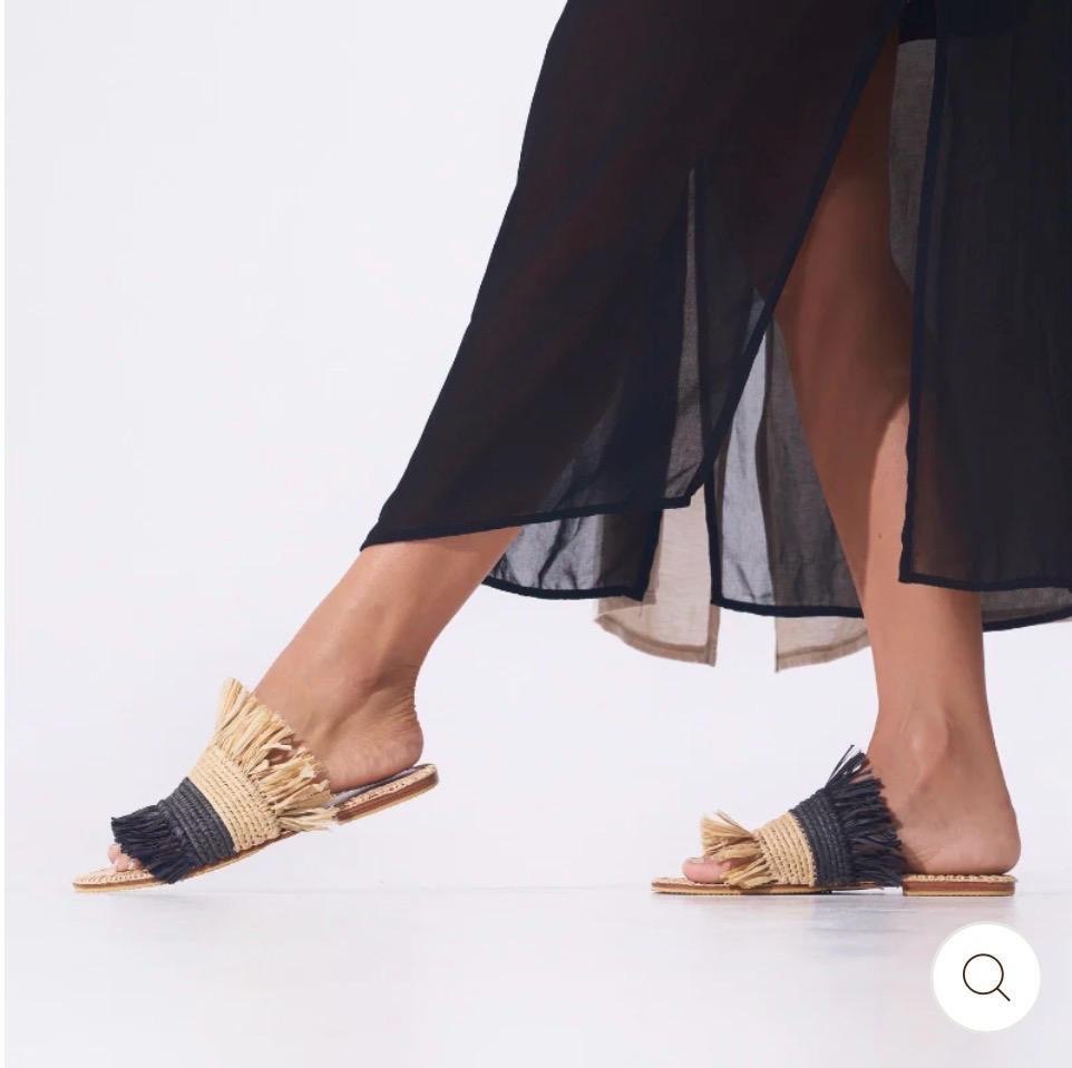 Olive Green Raffia Fringed Slide Sandals | SAAHEL
